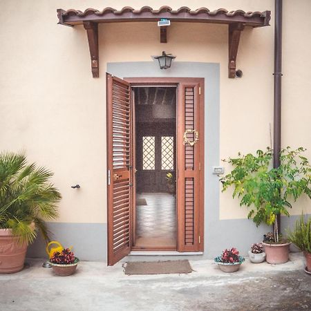 B&B A Casa Di Maybe カゼルタ エクステリア 写真